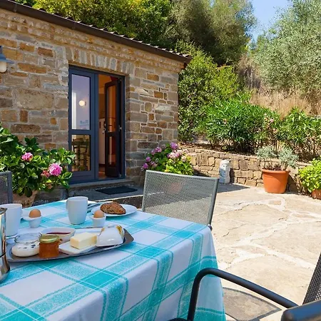 Semesterbostad Tiny-house Im Olivenhain - 1km Zum Strand- Cilentissimo